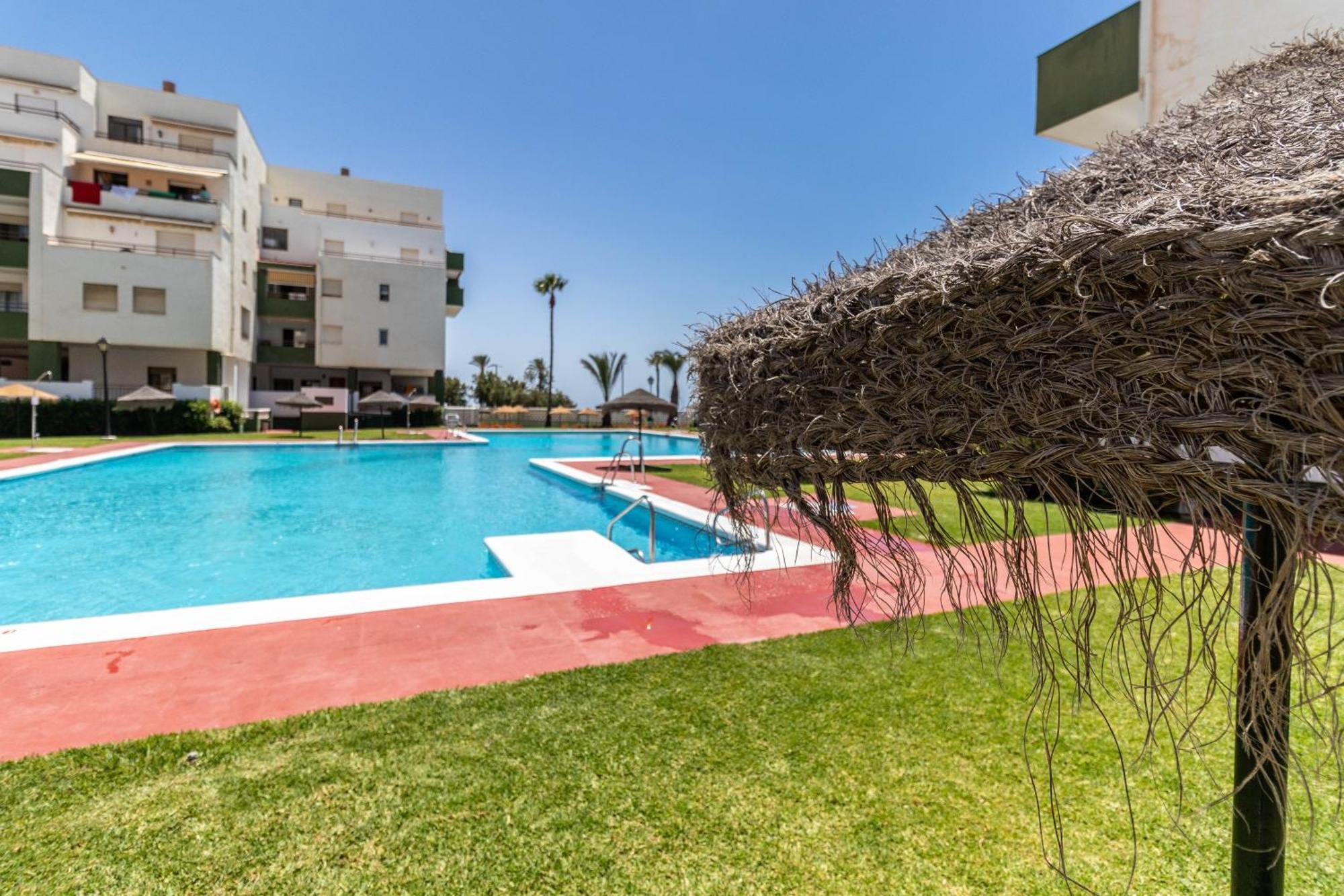 Rentitspain Moderno Apartamento Calaverde Frente Al Mar Salobrena Exterior photo