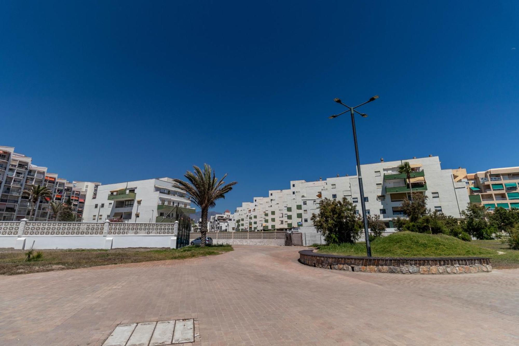Rentitspain Moderno Apartamento Calaverde Frente Al Mar Salobrena Exterior photo